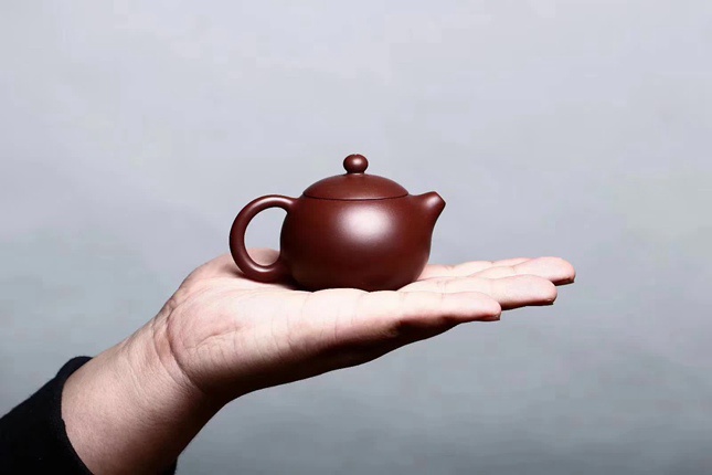 宜兴紫砂壶:【西施】吴敏(实力派工艺师)优质紫朱泥