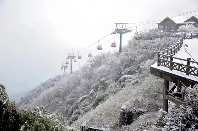 雪后湖㳇