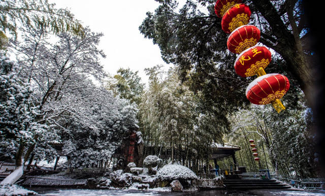 善卷洞雪景