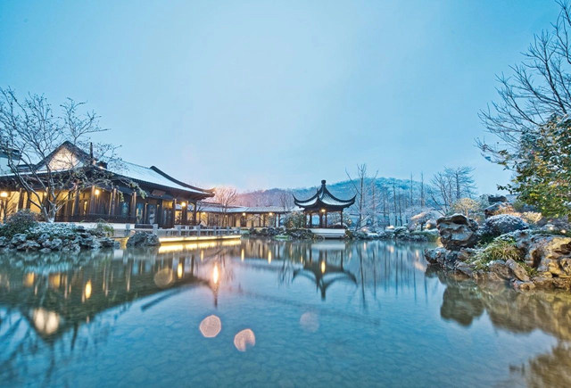 阳羡溪山雪景