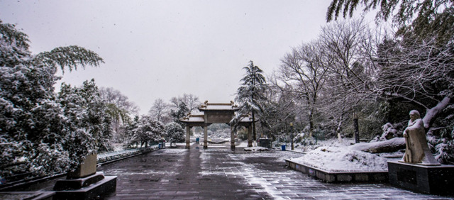 善卷洞雪景