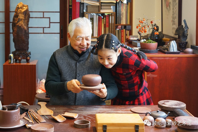 顾绍培与孙女顾佳恒