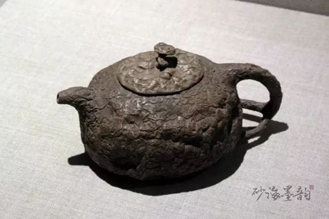 中国国家博物馆藏供春壶