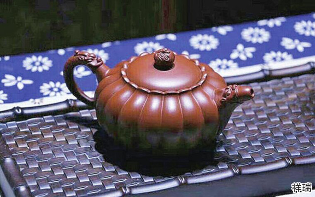 吴鸣杰 助理工艺美术师