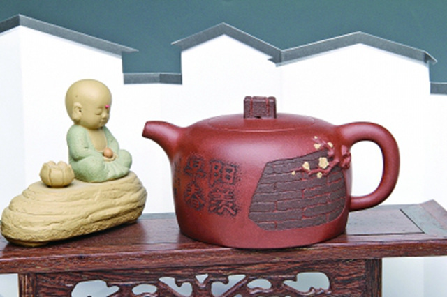 李利