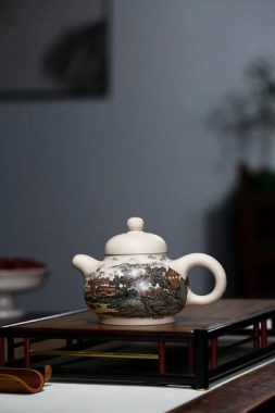 吴俊杰高级工艺美术师