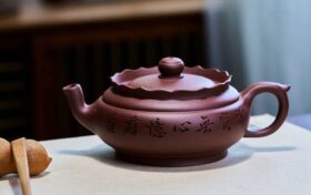 莲花僧帽